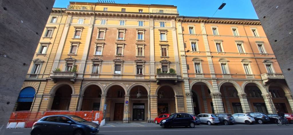 appartamento in vendita a Bologna in zona Quartiere Porto
