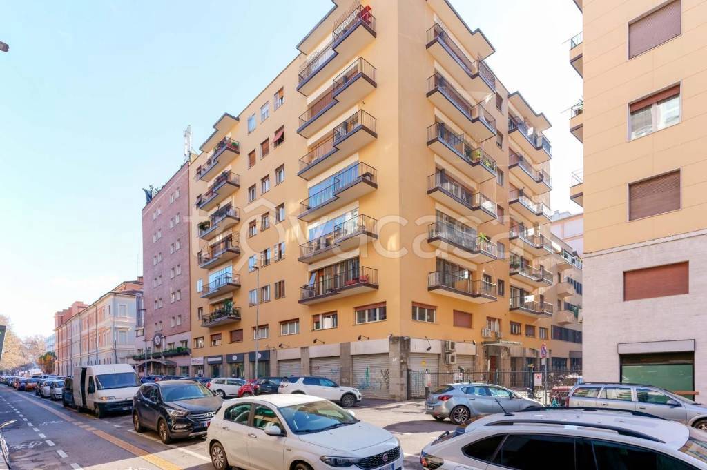 appartamento in vendita a Bologna in zona Quartiere Porto
