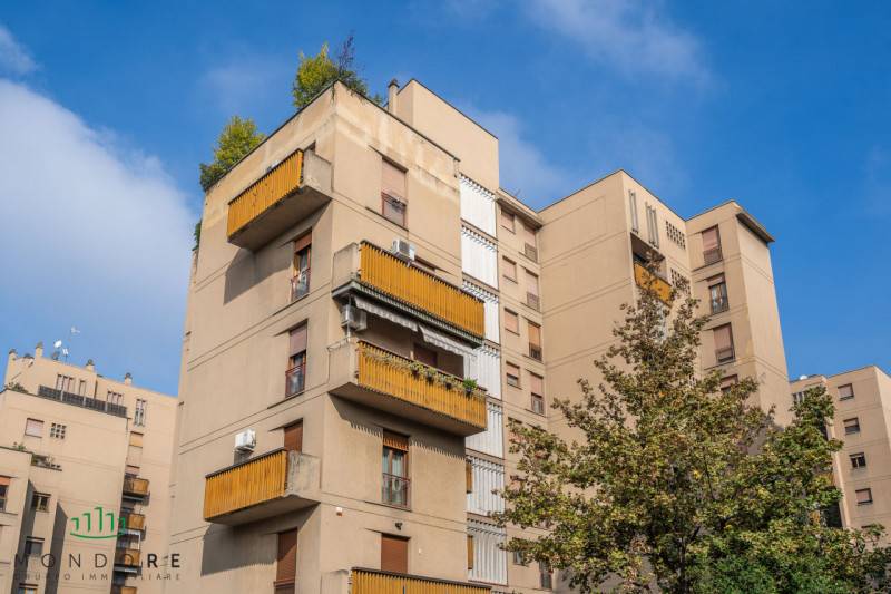 appartamento in vendita a Bologna in zona Saffi