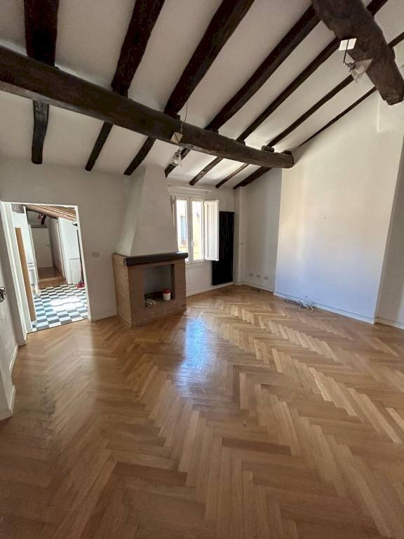 appartamento in vendita a Bologna in zona Centro Storico