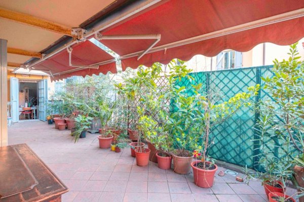 appartamento in vendita a Bologna in zona Saragozza