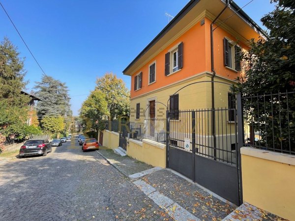 appartamento in vendita a Bologna in zona Santo Stefano