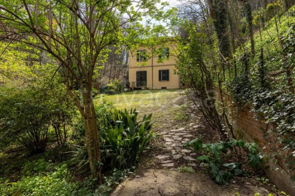 casa indipendente in vendita a Bologna in zona Santo Stefano