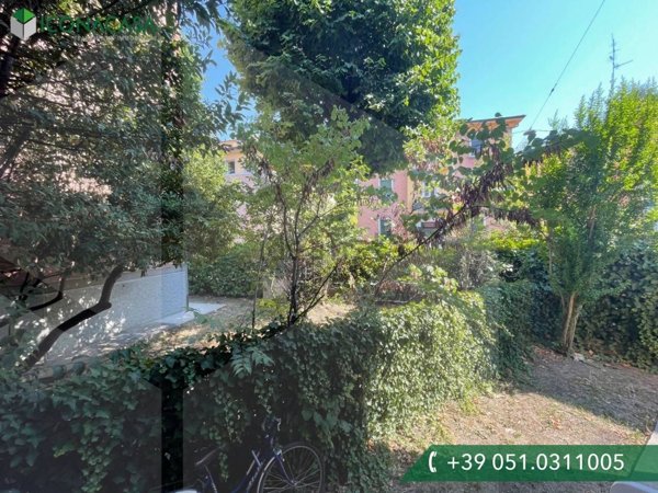 appartamento in vendita a Bologna in zona Saragozza
