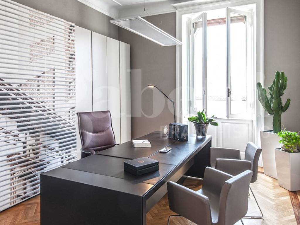 ufficio in vendita a Bologna in zona Borgo Panigale