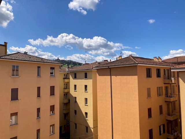appartamento in vendita a Bologna in zona Saragozza