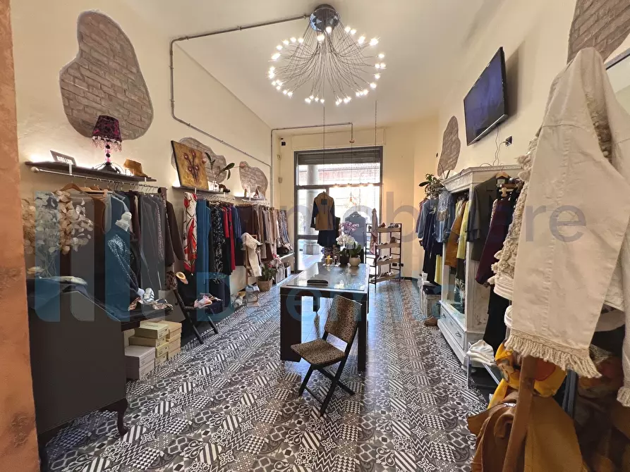 negozio in vendita a Bologna in zona San Vitale