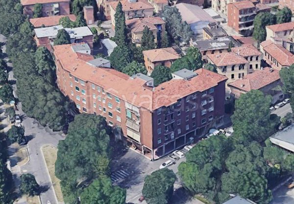 negozio in vendita a Bologna in zona Barca