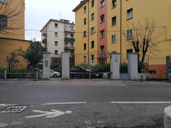 casa indipendente in vendita a Bologna