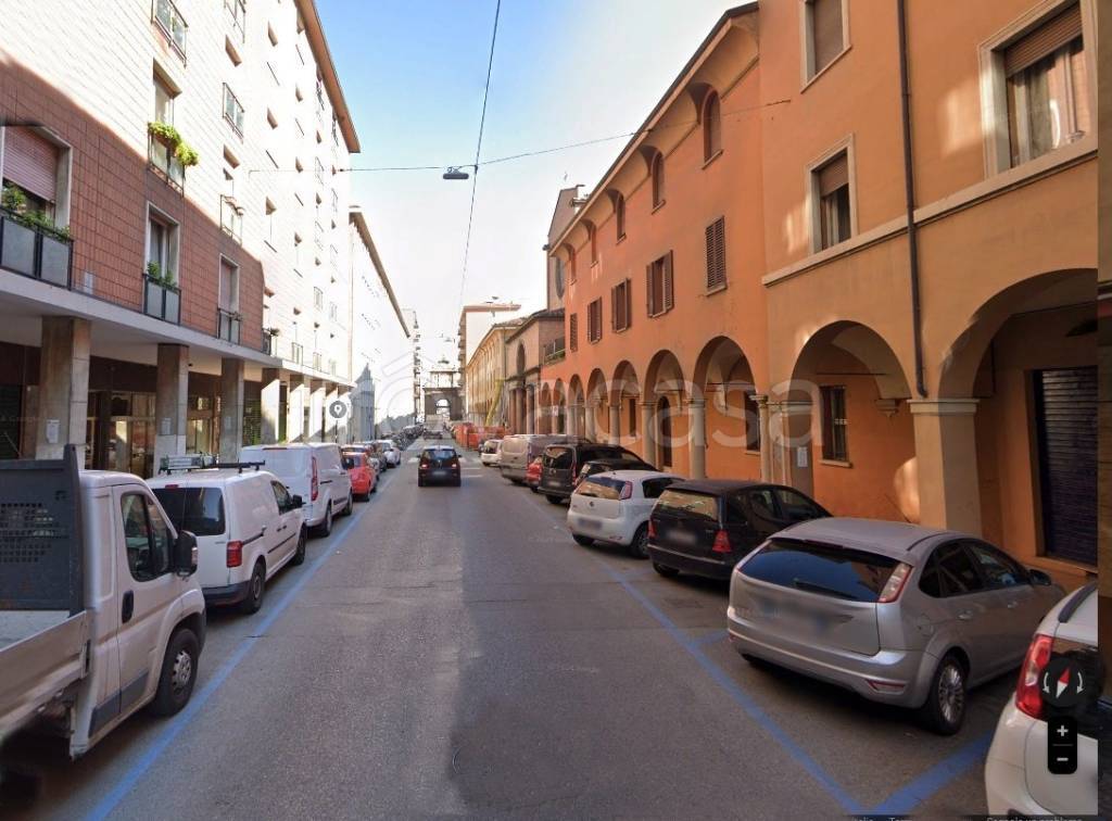 trivano in vendita a Bologna in zona Lame