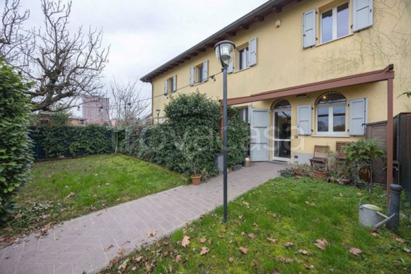 casa indipendente in vendita a Bologna in zona San Vitale