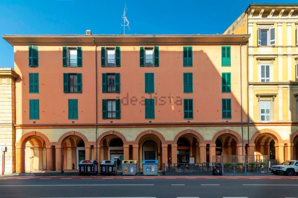 appartamento in vendita a Bologna in zona Saragozza