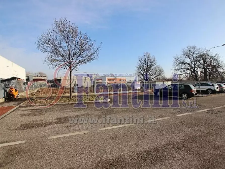 terreno industriale in vendita a Bologna in zona Borgo Panigale