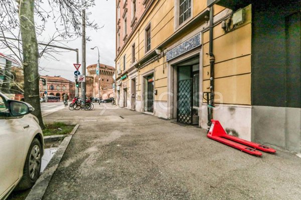 negozio in vendita a Bologna in zona San Vitale