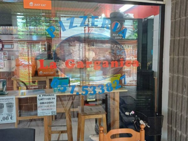 negozio in vendita a Bologna in zona Savena