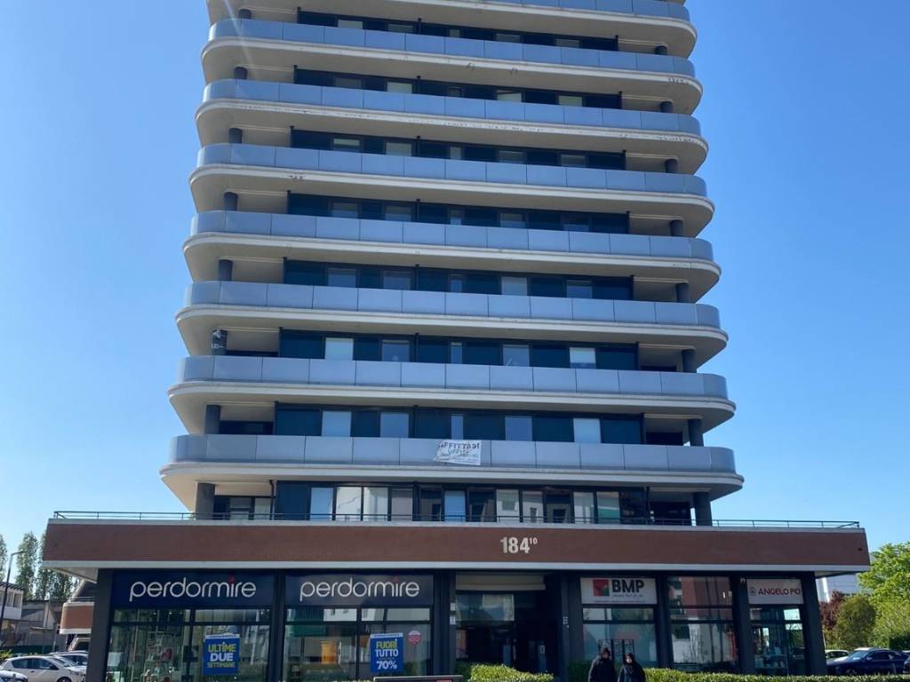 ufficio in vendita a Bologna in zona Corticella