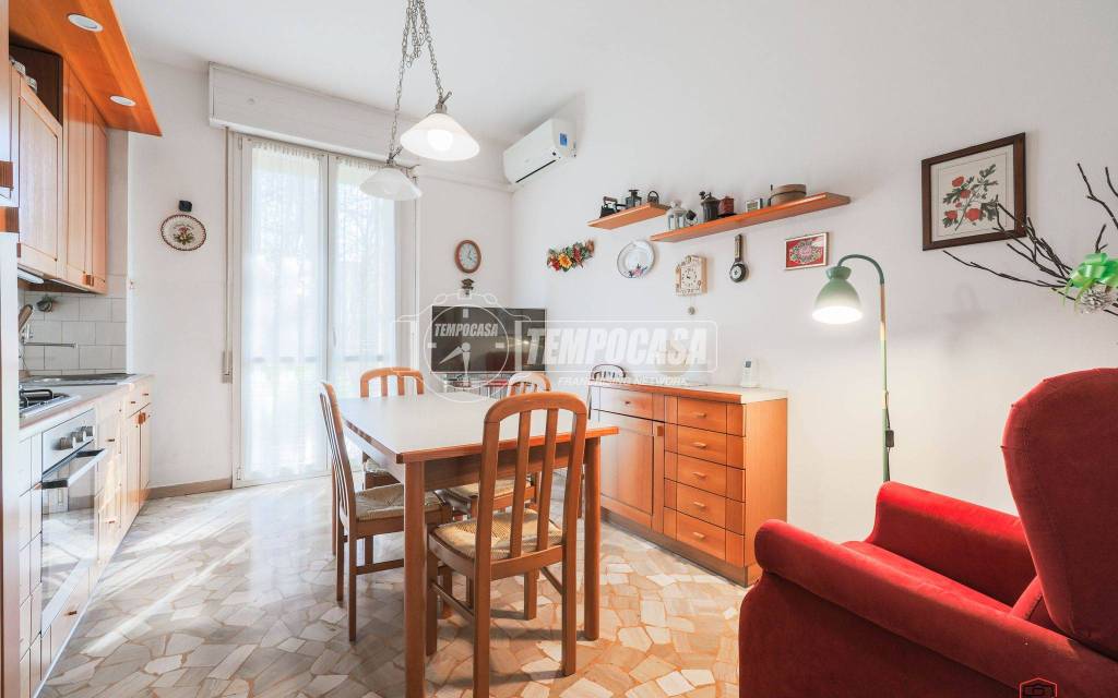 appartamento in vendita a Bologna in zona Saffi