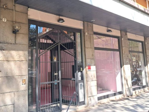 negozio in vendita a Bologna in zona San Vitale