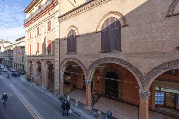appartamento in vendita a Bologna in zona Santo Stefano
