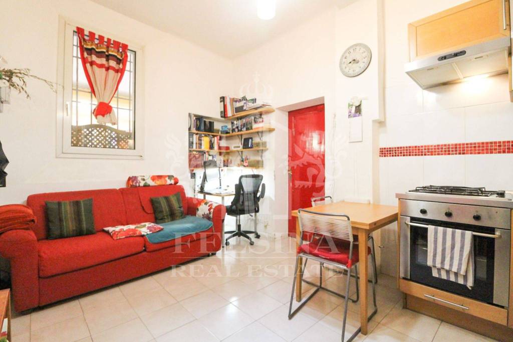 appartamento in vendita a Bologna in zona Santo Stefano