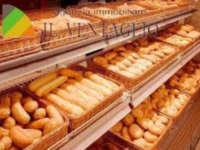 negozio in vendita a Bologna