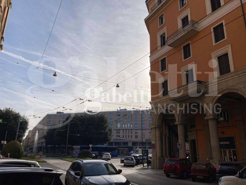 negozio in vendita a Bologna