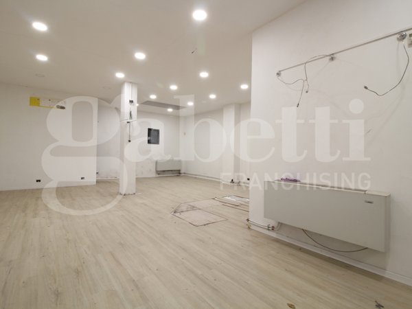 negozio in vendita a Bologna