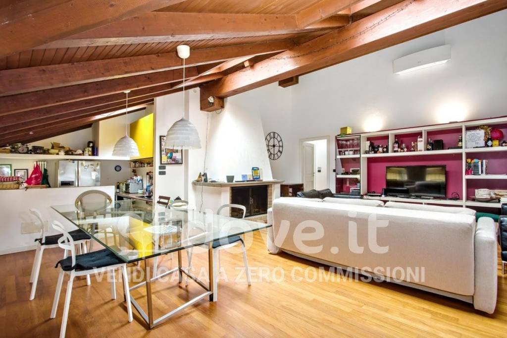 appartamento in vendita a Bologna in zona Centro Storico