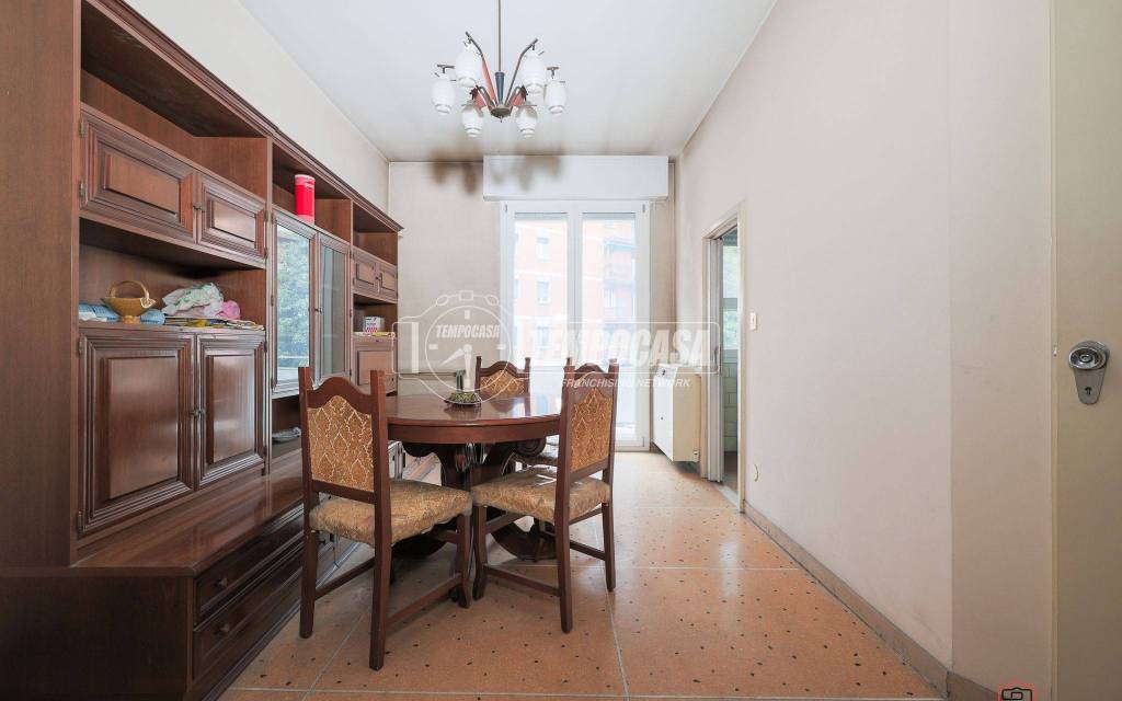 appartamento in vendita a Bologna in zona Saragozza