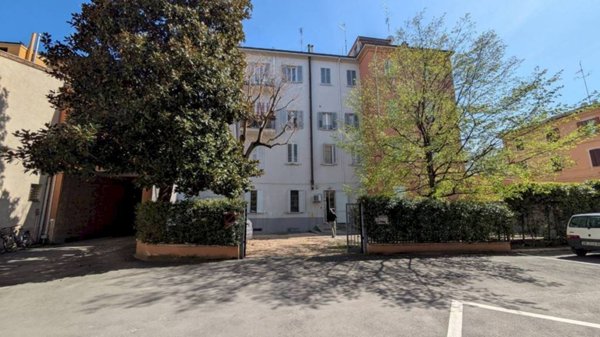 negozio in vendita a Bologna