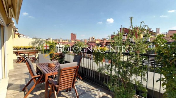 appartamento in vendita a Bologna in zona Quartiere Porto