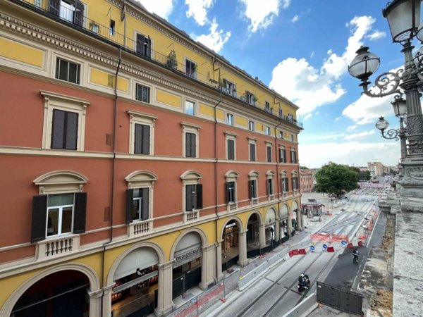 appartamento in vendita a Bologna in zona Centro Storico