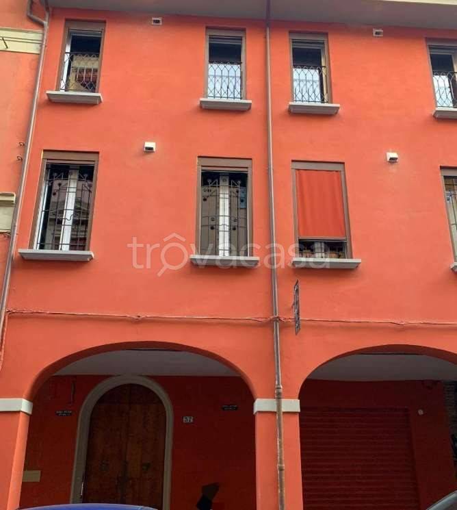 appartamento in vendita a Bologna in zona Quartiere Porto