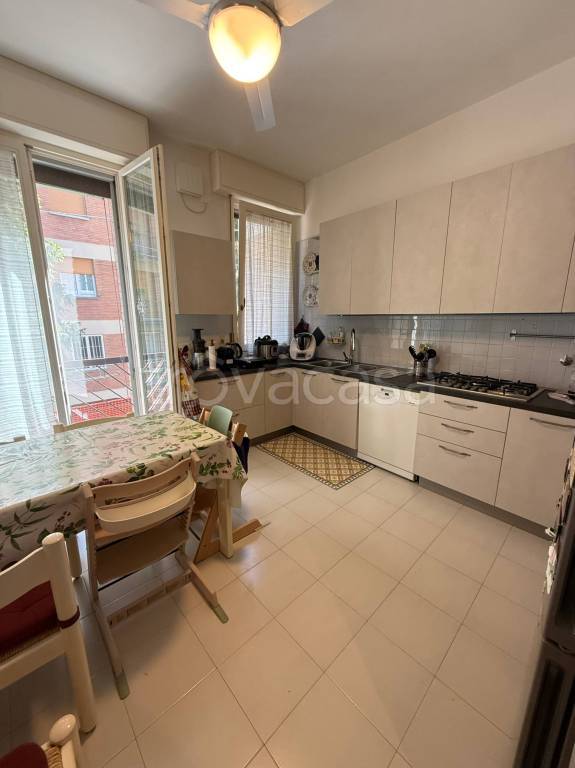 appartamento in vendita a Bologna in zona Saragozza