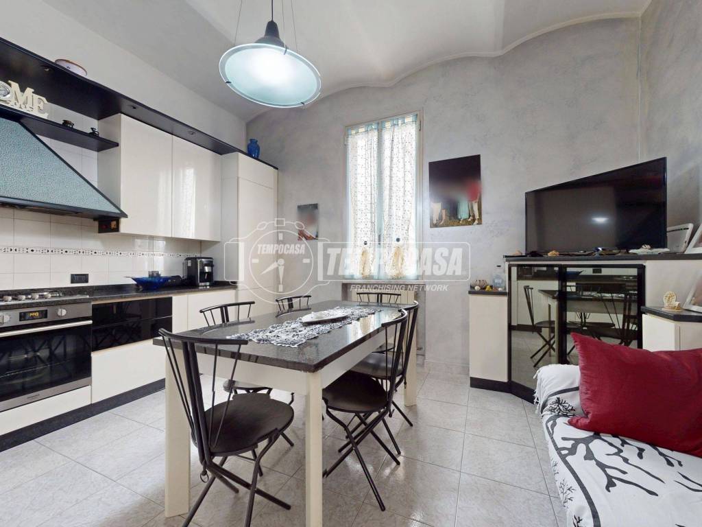 appartamento in vendita a Bologna in zona Bolognina