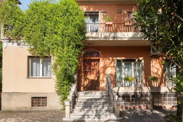 casa indipendente in vendita a Bologna in zona Bolognina