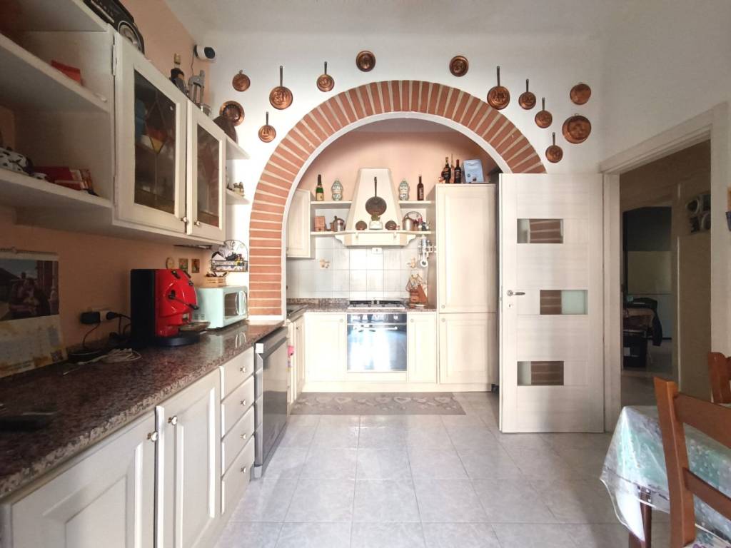 appartamento in vendita a Bologna in zona Saffi