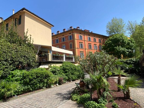 appartamento in vendita a Bologna in zona Santo Stefano
