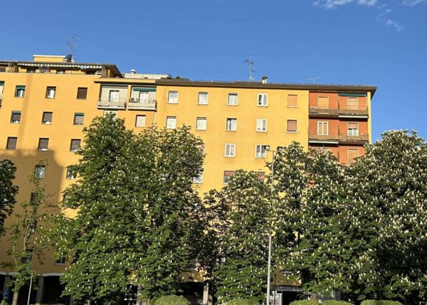 appartamento in vendita a Bologna in zona Saragozza
