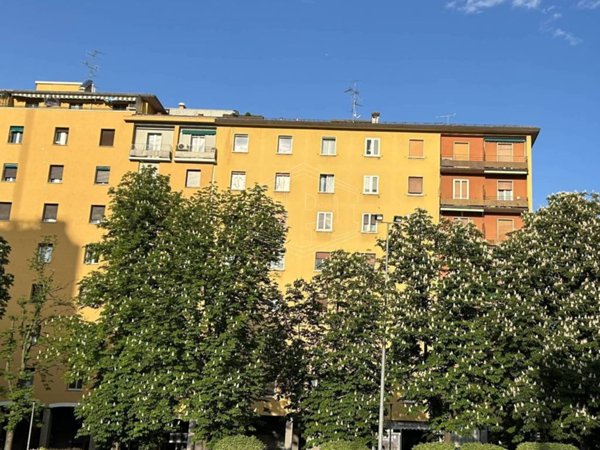 appartamento in vendita a Bologna in zona Saragozza