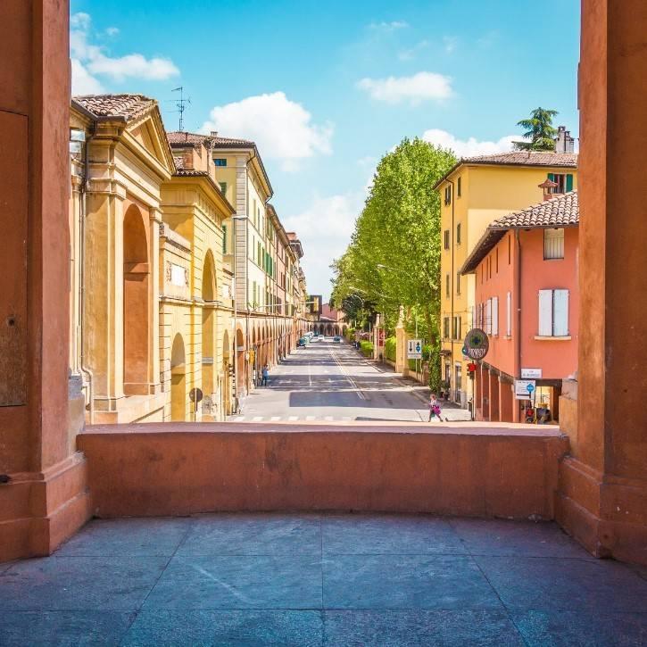 casa indipendente in vendita a Bologna in zona Andrea Costa