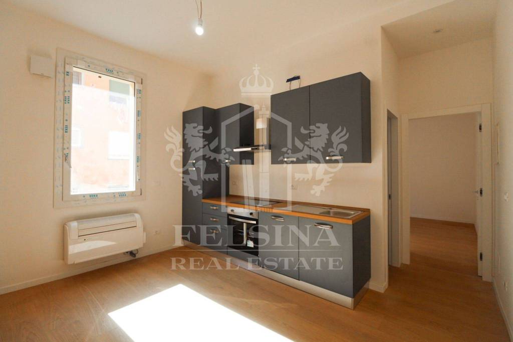 appartamento in vendita a Bologna in zona Santo Stefano