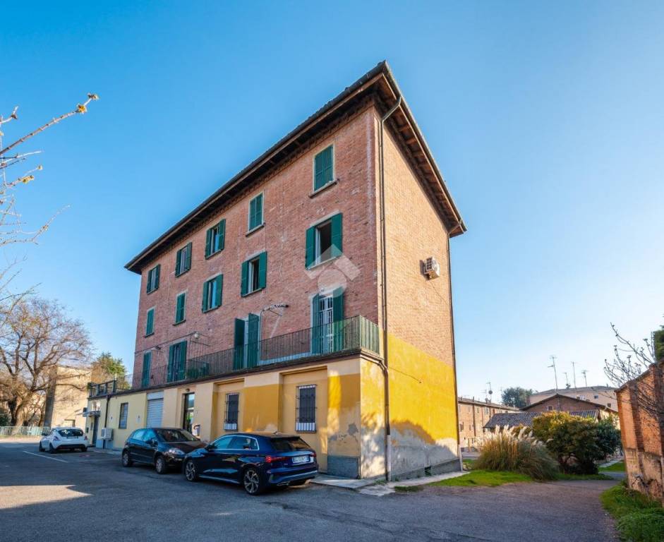 attico in vendita a Bologna in zona Borgo Panigale