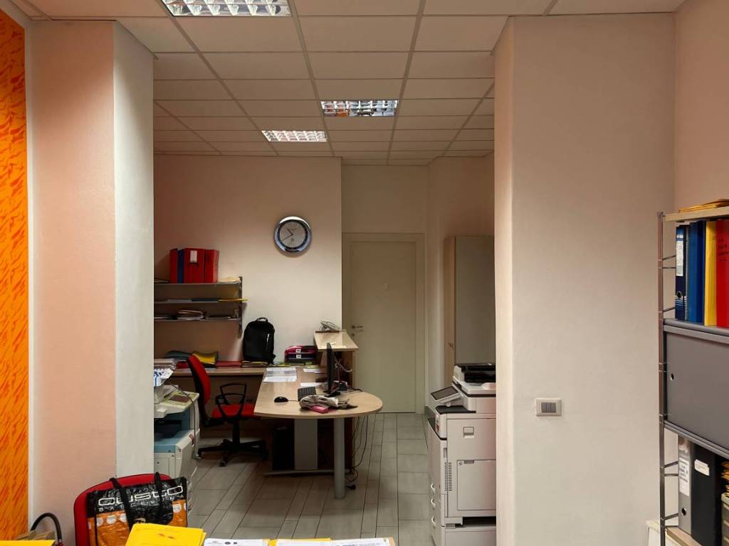 ufficio in vendita a Bologna in zona Centro Storico