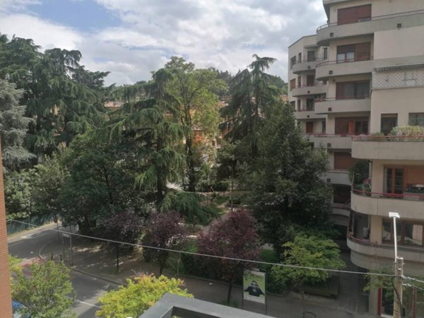 appartamento in vendita a Bologna in zona Saragozza