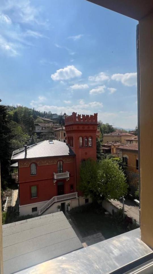 appartamento in vendita a Bologna in zona Saragozza