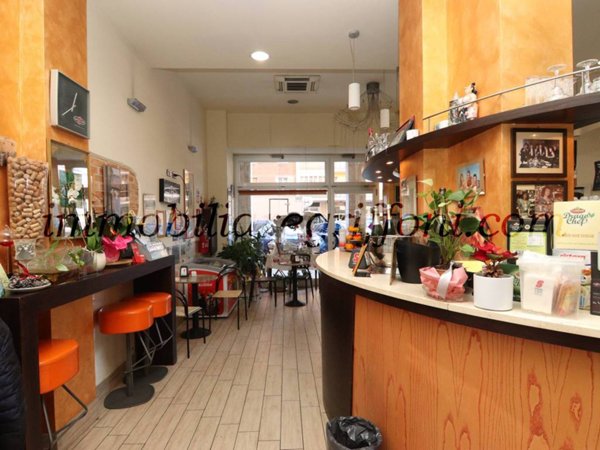 negozio in vendita a Bologna in zona Centro Storico
