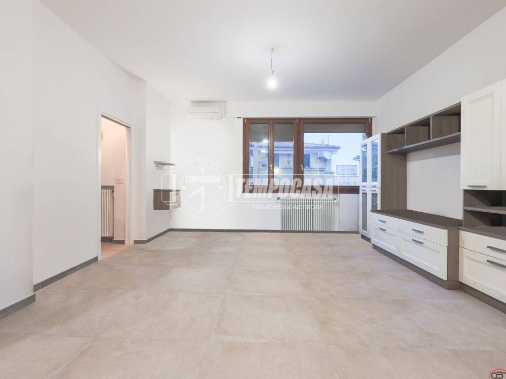 appartamento in vendita a Bologna in zona Saragozza