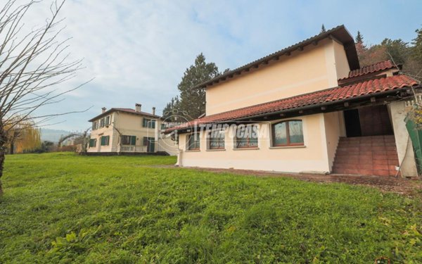 casa indipendente in vendita a Bologna in zona Colli