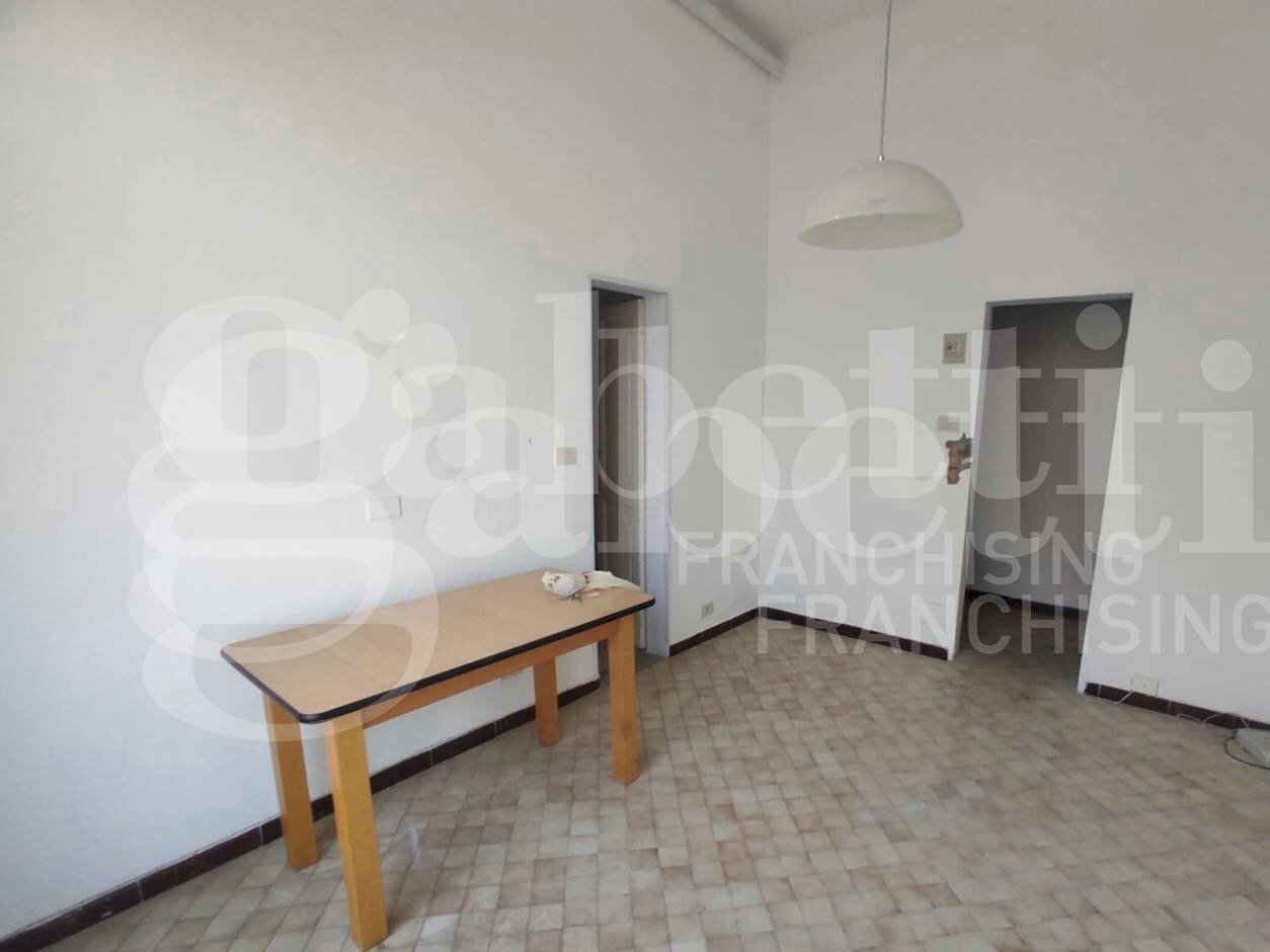 negozio in vendita a Bologna in zona Bolognina